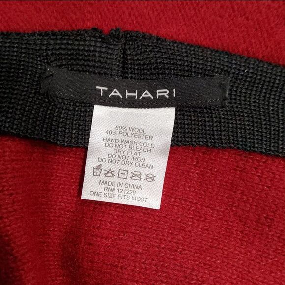Tahari Fuzzy Knit Packable Bucket Hat - Picture 3 of 7
